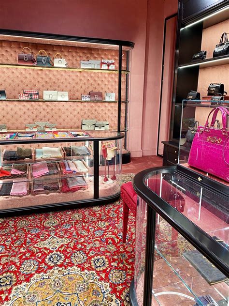 quarto indizio gucci|gucci shop florence.